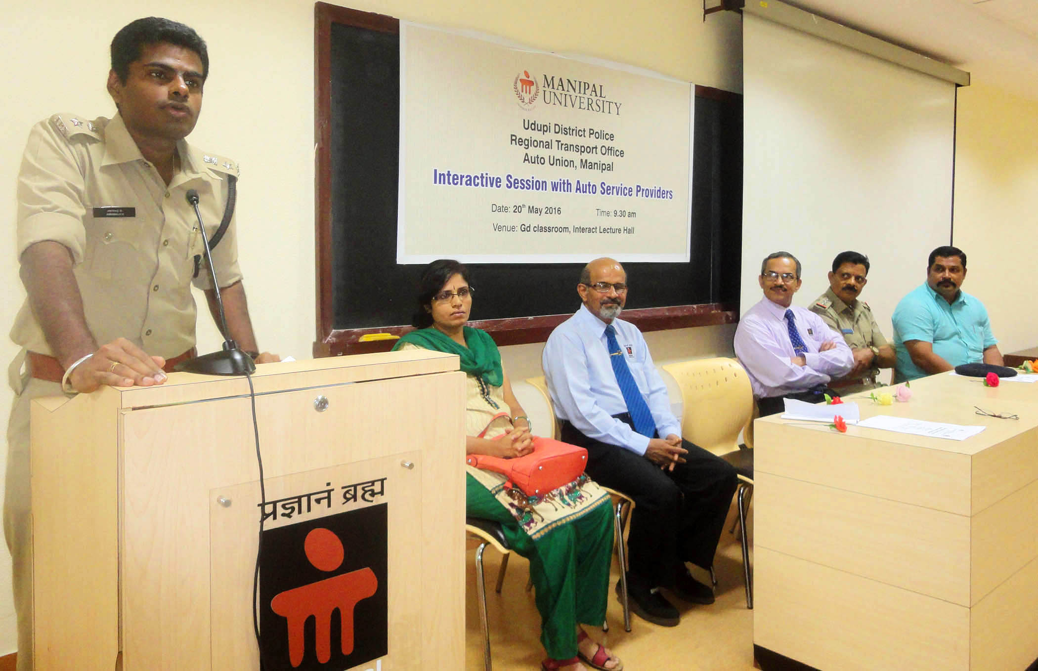 ರಿಕ್ಷಾ ಚಾಲಕರ ವರ್ತನೆಯಲ್ಲಿ ಬದಲಾವಣೆ ಅಗತ್ಯ: ಎಸ್ಪಿ